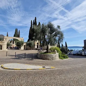  Apartment Al Vittoriale Da Maja